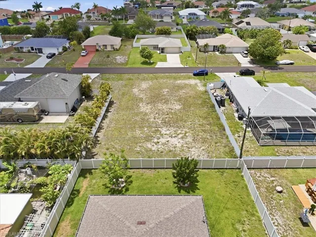 4215 Sw 9th Pl, Cape Coral, Florida 33914