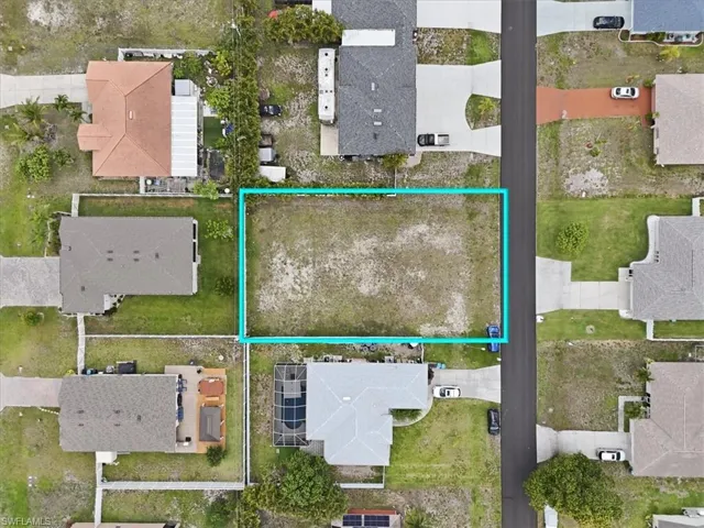 4215 Sw 9th Pl, Cape Coral, Florida 33914