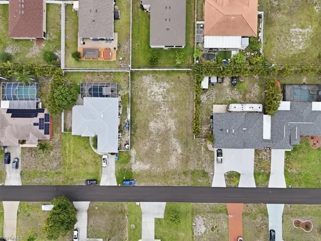 4215 Sw 9th Pl, Cape Coral, Florida 33914