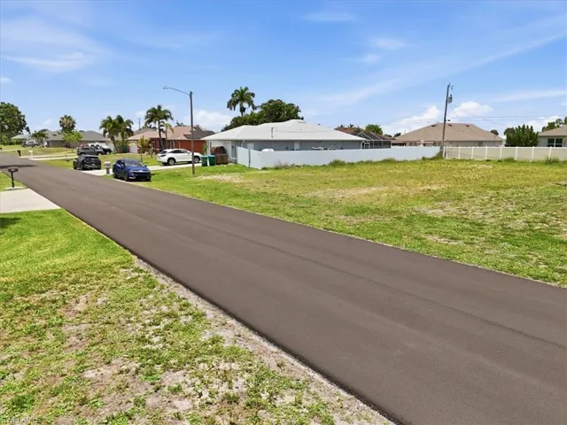 4215 Sw 9th Pl, Cape Coral, Florida 33914