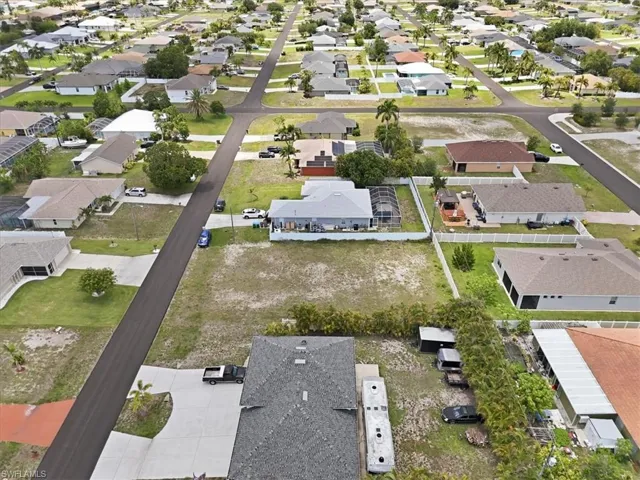 4215 Sw 9th Pl, Cape Coral, Florida 33914