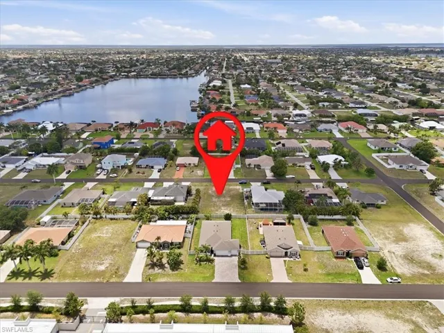 4215 Sw 9th Pl, Cape Coral, Florida 33914