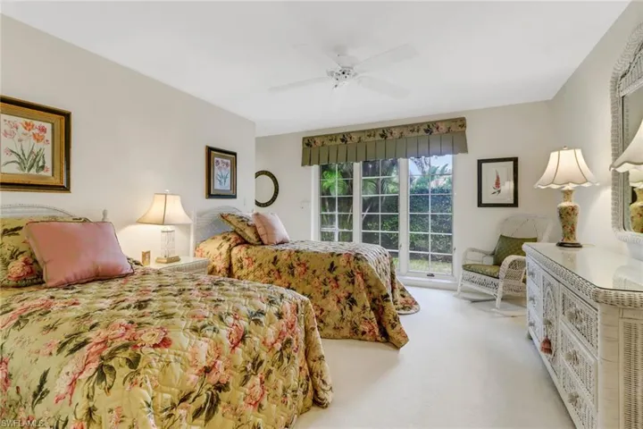 12857  Coco Plum  LN, Naples, FL 34119