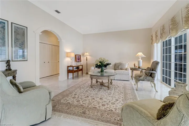 12857  Coco Plum  LN, Naples, FL 34119