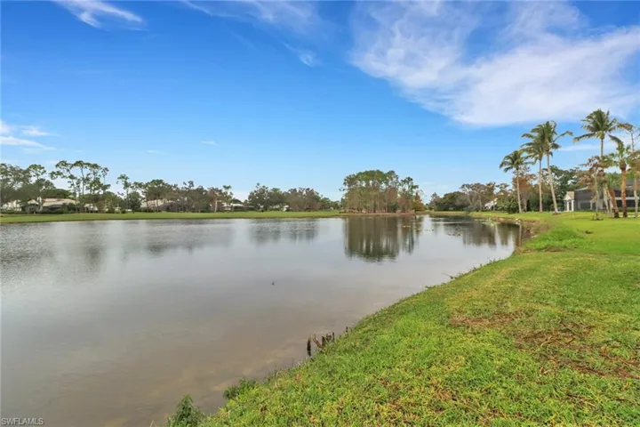12857  Coco Plum  LN, Naples, FL 34119