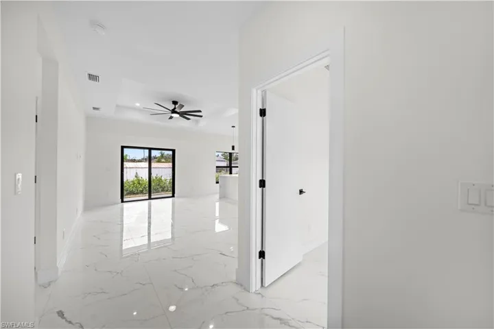 2602 E 2nd St, Lehigh Acres, Florida 33936