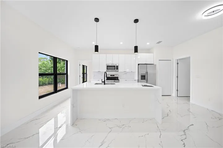 2602 E 2nd St, Lehigh Acres, Florida 33936
