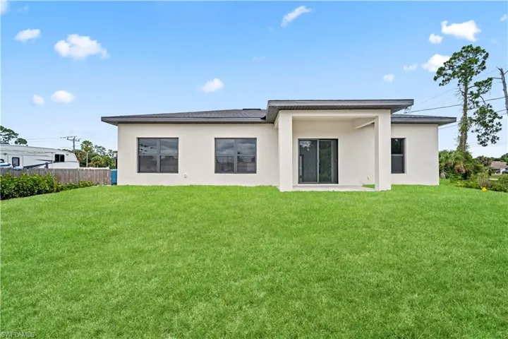 2602 E 2nd St, Lehigh Acres, Florida 33936