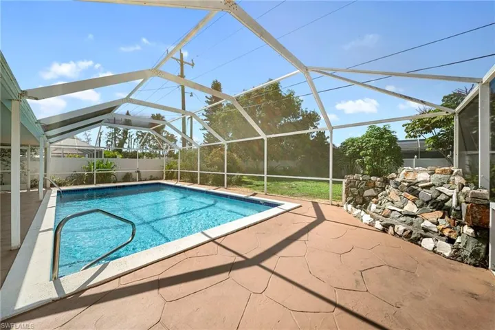 2456 Chandler Ave, Fort Myers, Florida 33907