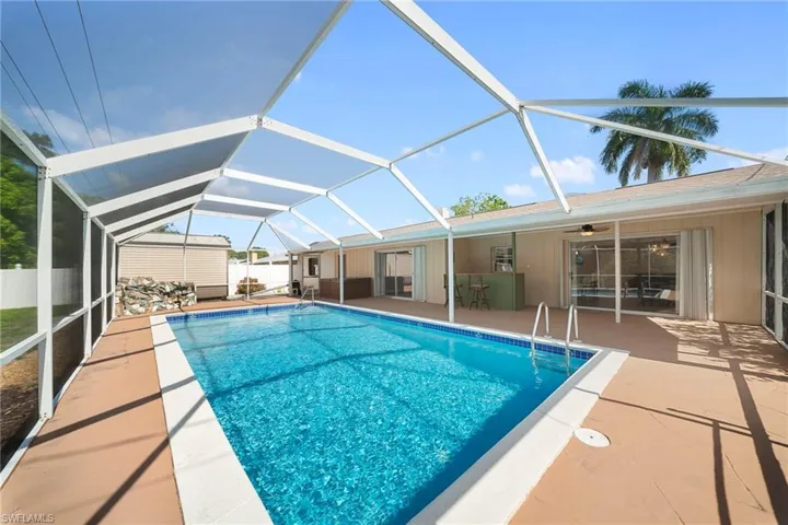 2456 Chandler Ave, Fort Myers, Florida 33907