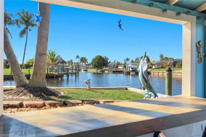 5201 Willow Ct, Cape Coral, Florida 33904