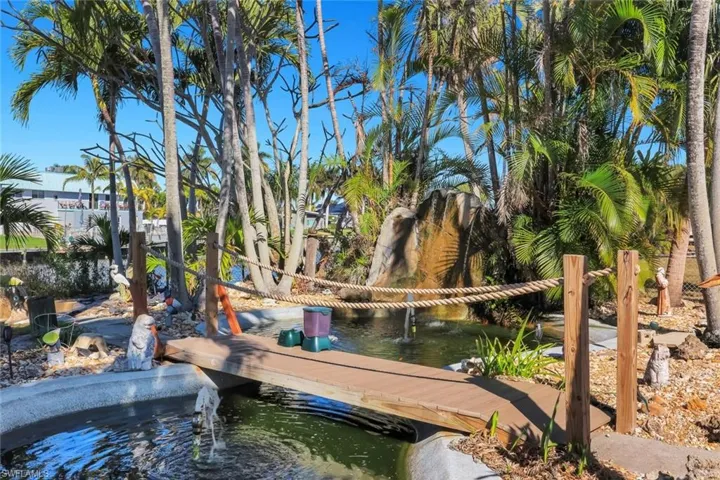 5201 Willow Ct, Cape Coral, Florida 33904