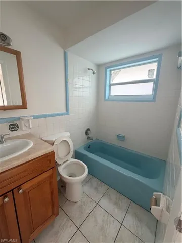 1742 Maple Dr, Fort Myers, Florida 33907