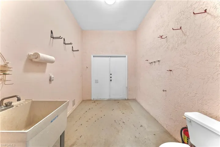 118  Jackson  AVE, Lehigh Acres, FL 33936