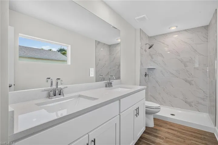 424 Nw 17th Pl, Cape Coral, Florida 33993