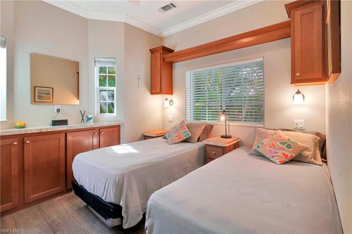 10819 Short Tailed Hawk Cir