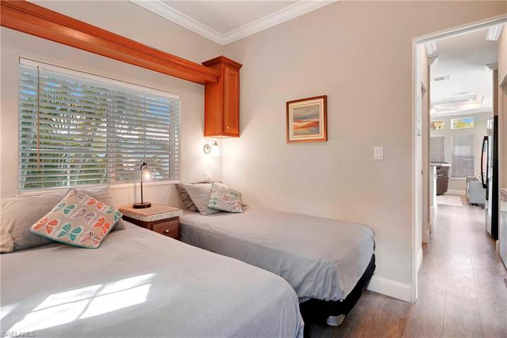 10819 Short Tailed Hawk Cir