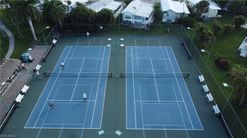 tennis/ pickle ball courts