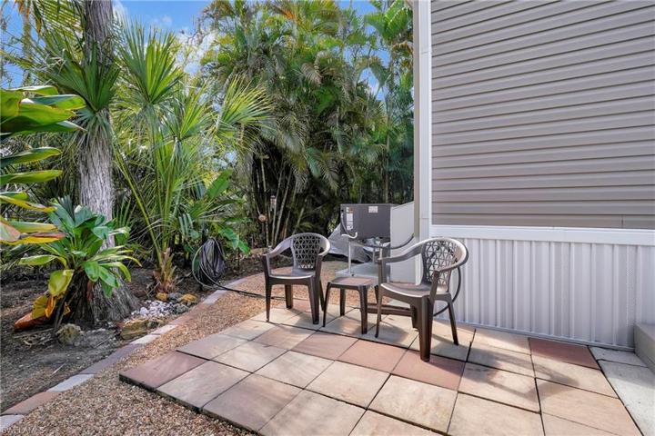 Private backyard-10819 Short Tailed Hawk Cir