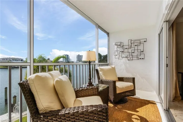Lanai with a Stunning view and a healthy amount of sunlight