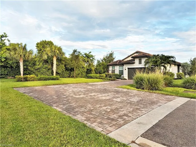 2136 Parson St, Naples Fl 34120
