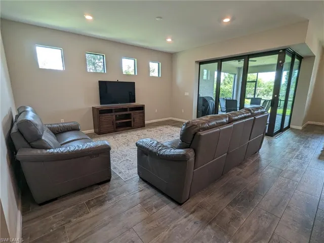 2136 Parson St, Naples Fl 34120