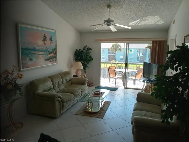 185 Grand Oaks Way R-206, Naples, Florida 34110