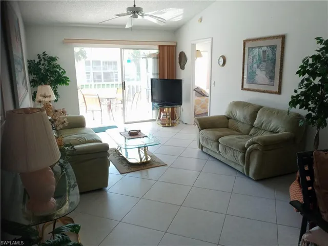 185 Grand Oaks Way R-206, Naples, Florida 34110