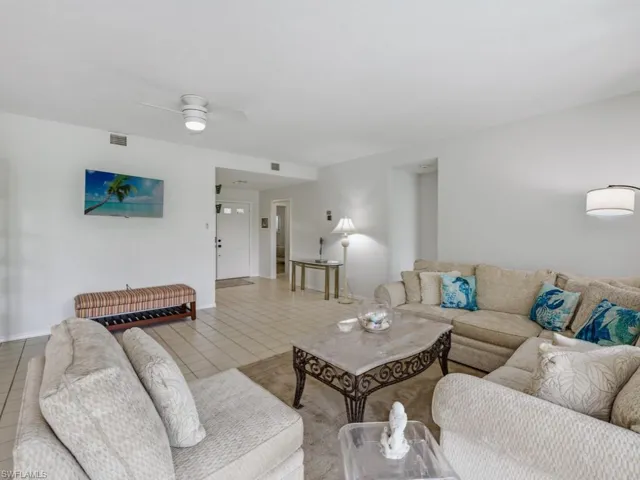 82 Cypress View Dr, Naples, Florida 34113