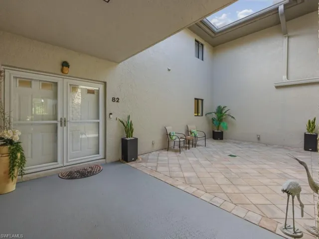 82 Cypress View Dr, Naples, Florida 34113