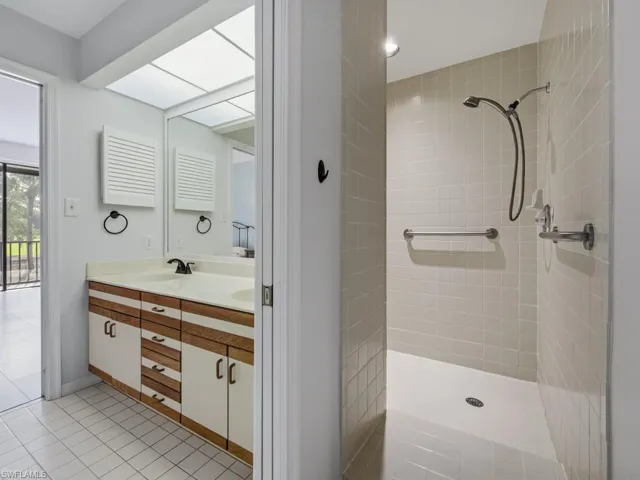 82 Cypress View Dr, Naples, Florida 34113