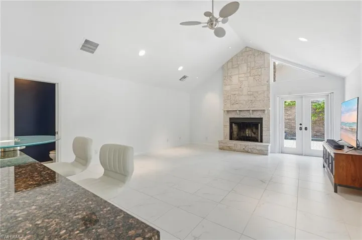 15821 Shamrock Dr, Fort Myers, Florida 33912