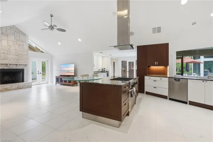 15821 Shamrock Dr, Fort Myers, Florida 33912