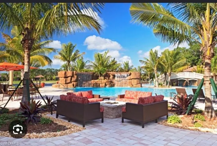 9514  Avellino  WAY, Naples, FL 34113