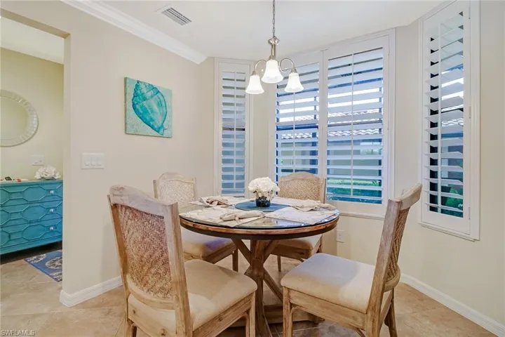 9514  Avellino  WAY, Naples, FL 34113