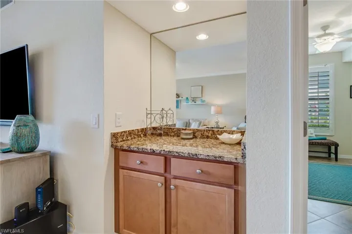 9514  Avellino  WAY, Naples, FL 34113