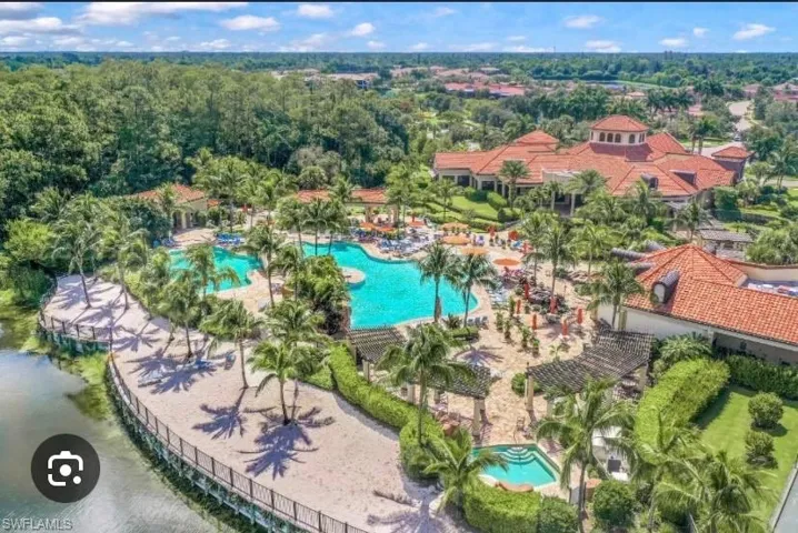 9514  Avellino  WAY, Naples, FL 34113