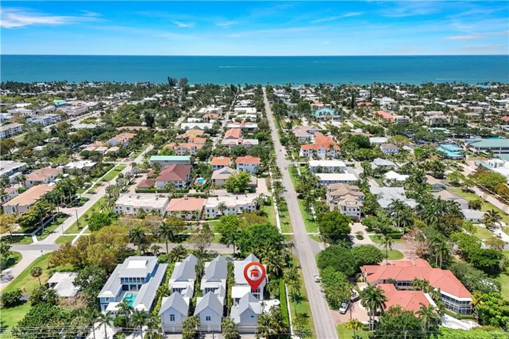 Just blocks to Naples sugar sand BEACH!