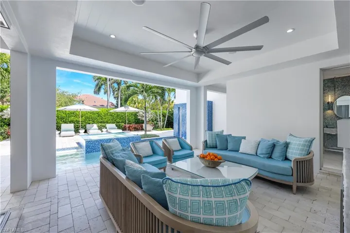 Lanai Patio Seating Undercover