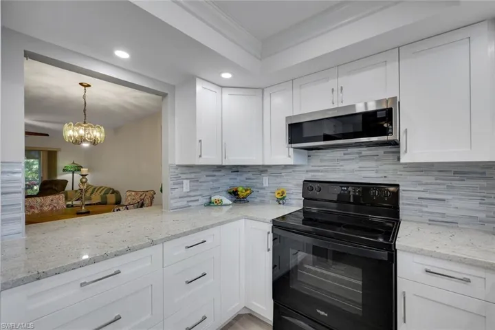 5419 5419 Rattlesnake Hamm Rd 105f, Naples, Florida 34113
