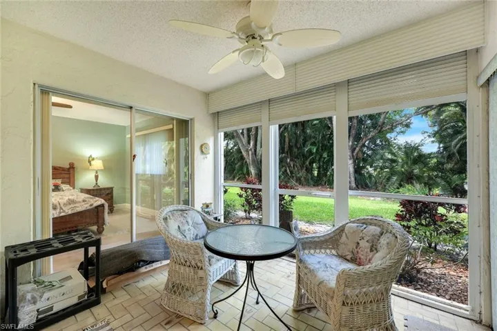 5419 5419 Rattlesnake Hamm Rd 105f, Naples, Florida 34113