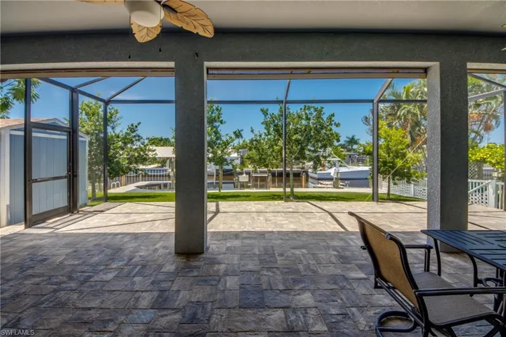 View of patio / terrace with ceiling fan