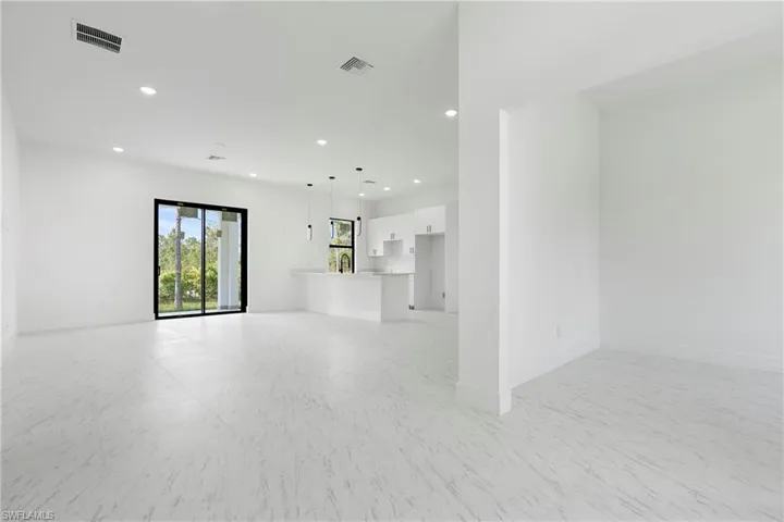3175 Sunshine Blvd, Lehigh Acres, Florida 33971