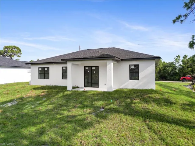 3175 Sunshine Blvd, Lehigh Acres, Florida 33971