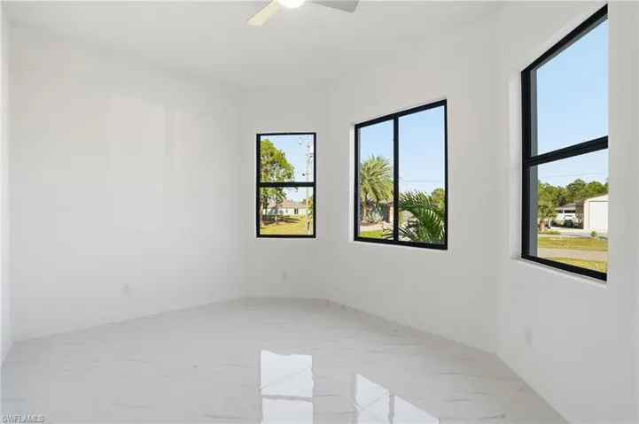 3305  Nora N AVE, Lehigh Acres, FL 33971