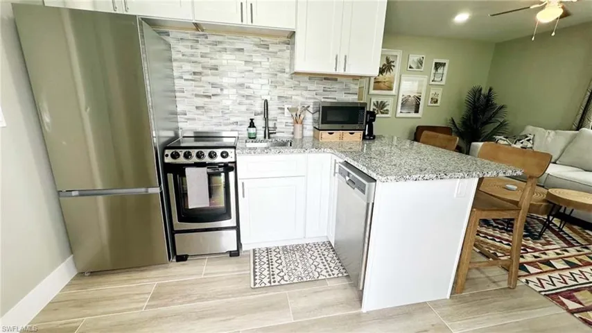 230 Fairweather Ln, Fort Myers Beach, Florida 33931