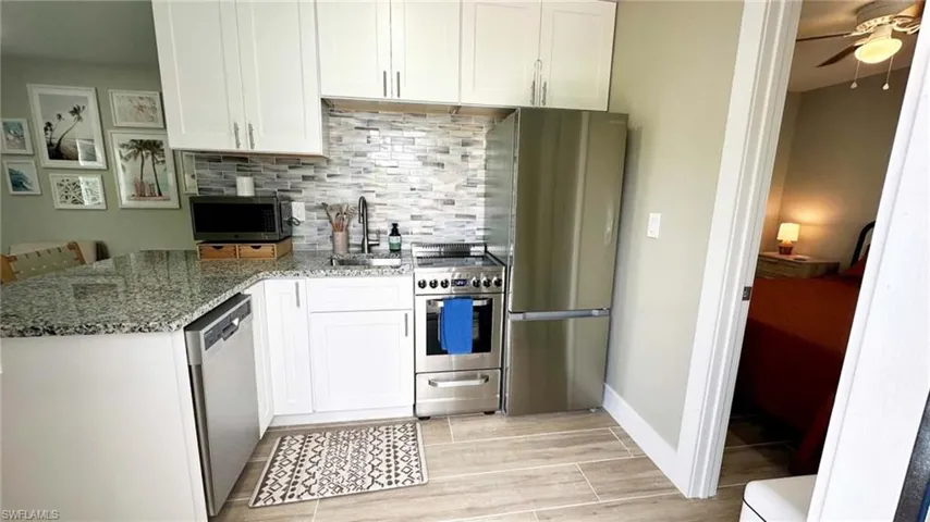 230 Fairweather Ln, Fort Myers Beach, Florida 33931