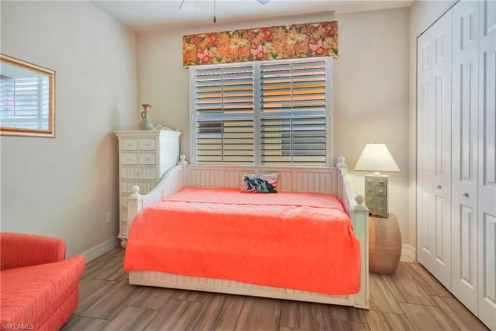 6701  Marbella  LN, Naples, FL 34105
