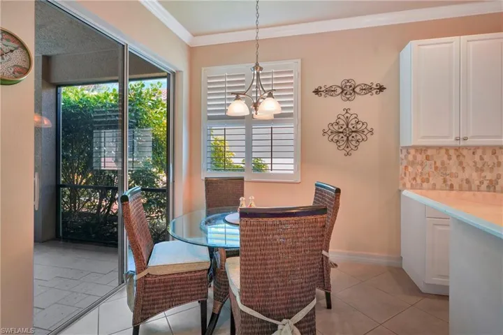 6701  Marbella  LN, Naples, FL 34105