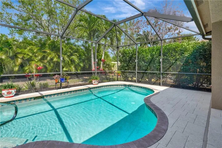 6701  Marbella  LN, Naples, FL 34105